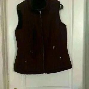 Reversible puffer jacket